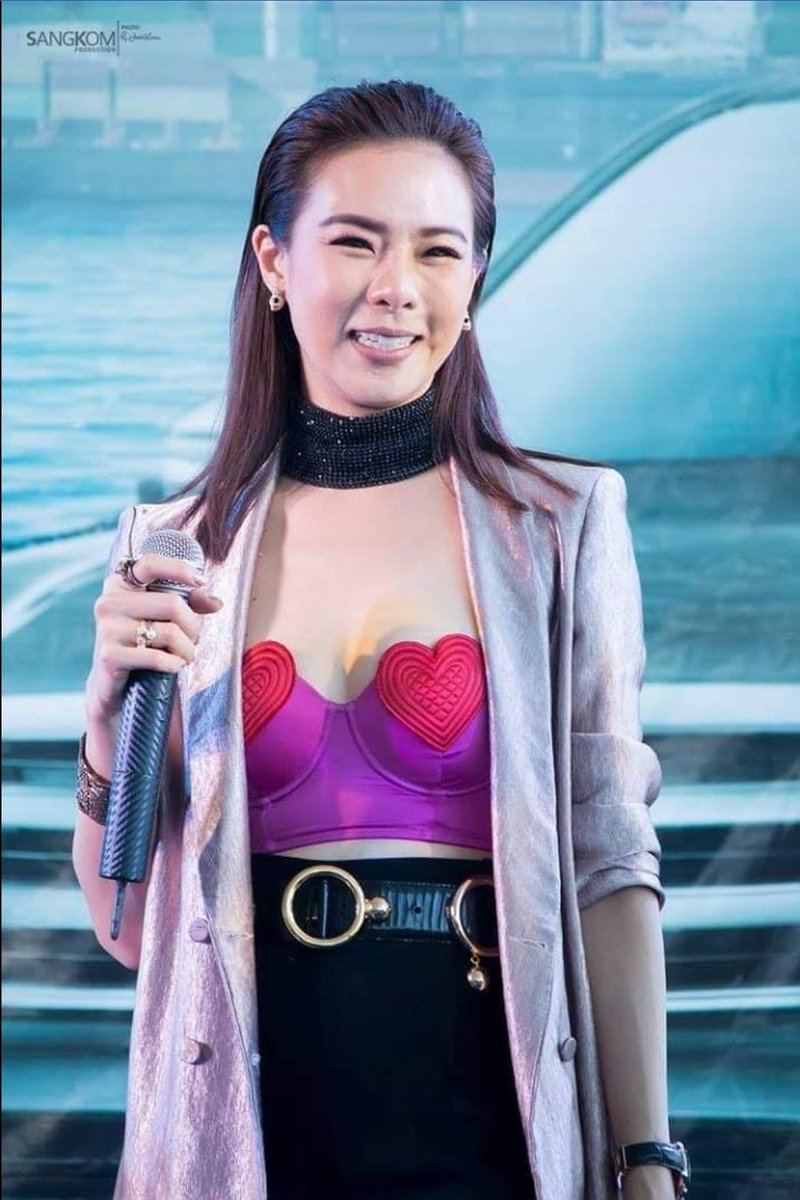 zrebwal's tweet photo. @SFollo2 อีหมวยกะหรี่นี่เลยครับโคตรน่าเย็ดเลย https://t.co/BaPhVPv3gY