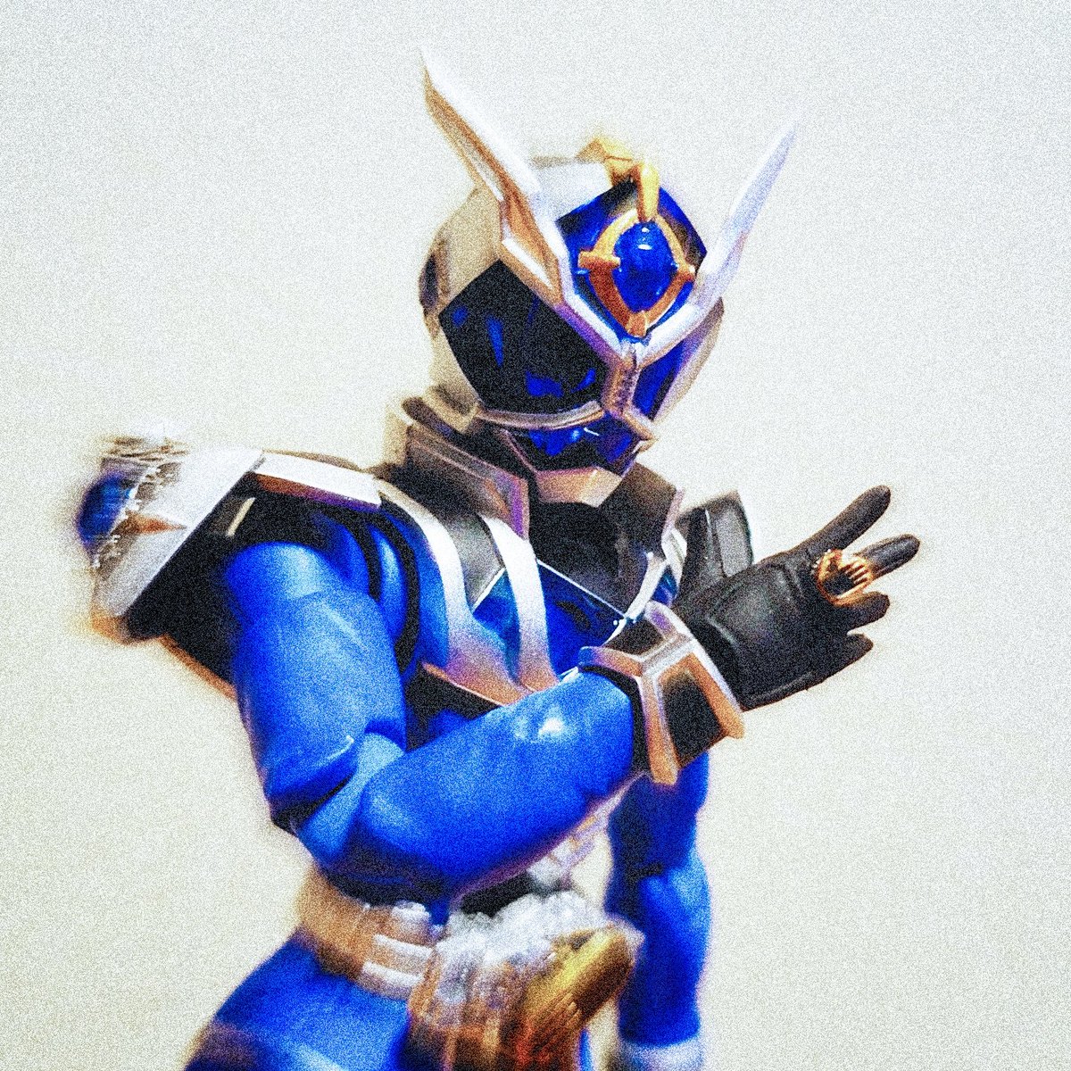 solGP03D's tweet photo. さぁ、ショータイムだ！

#ウィザード
#水が好き
#キラキラが好き https://t.co/FNvLoTbOWq