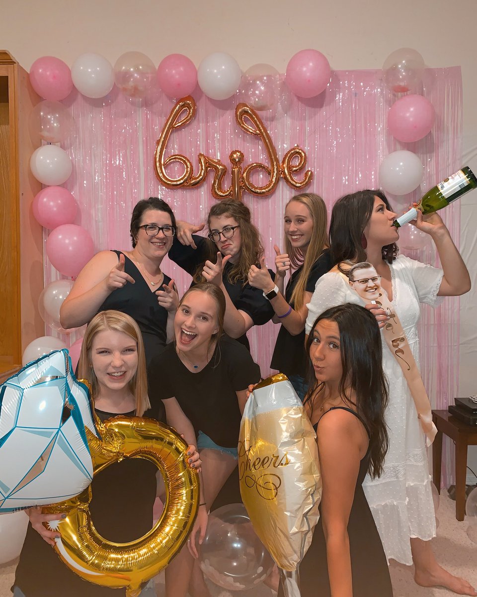 kblansdell's tweet photo. I am so excited to stand by you on your big day Hannah 💗 #20days https://t.co/UH95Cy0Par