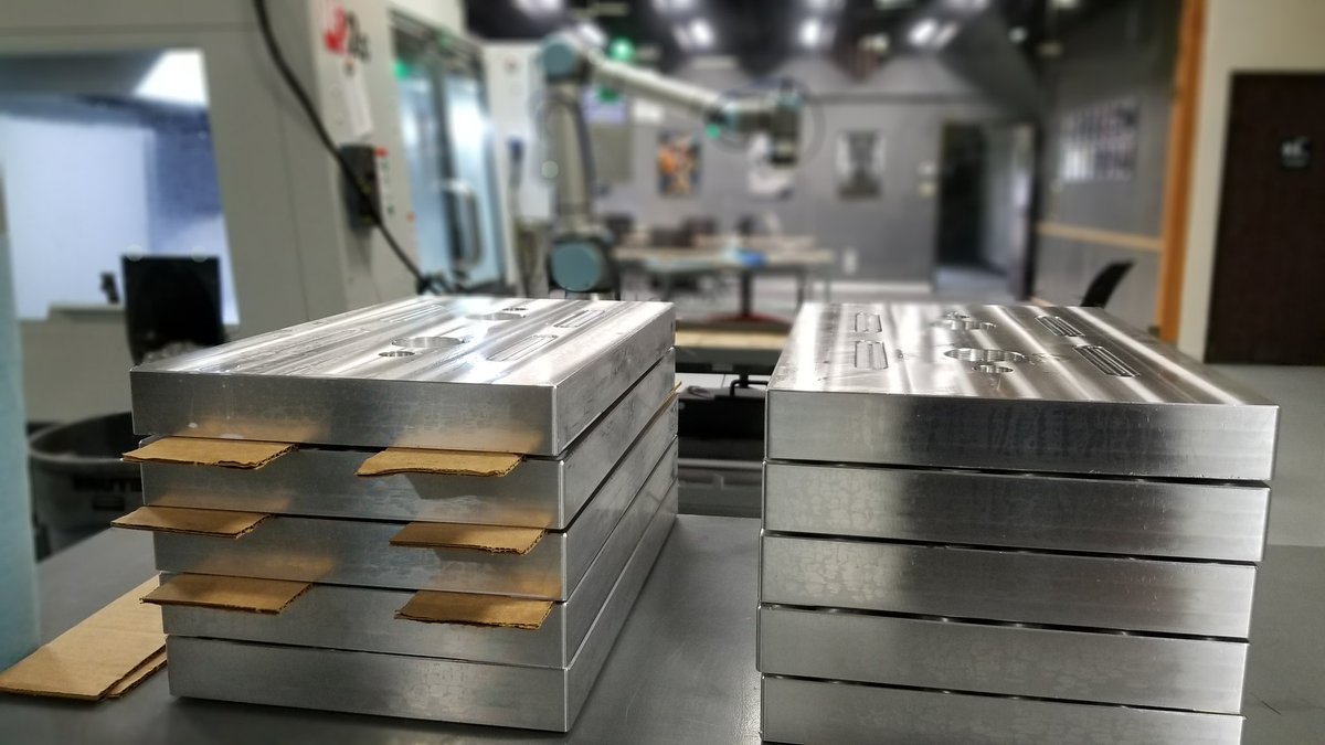 factory_400's tweet image. Parts made by robots. I love designing and programming the robot systems. #universalrobots #robotiq #Robotics #manufacturing #engineer