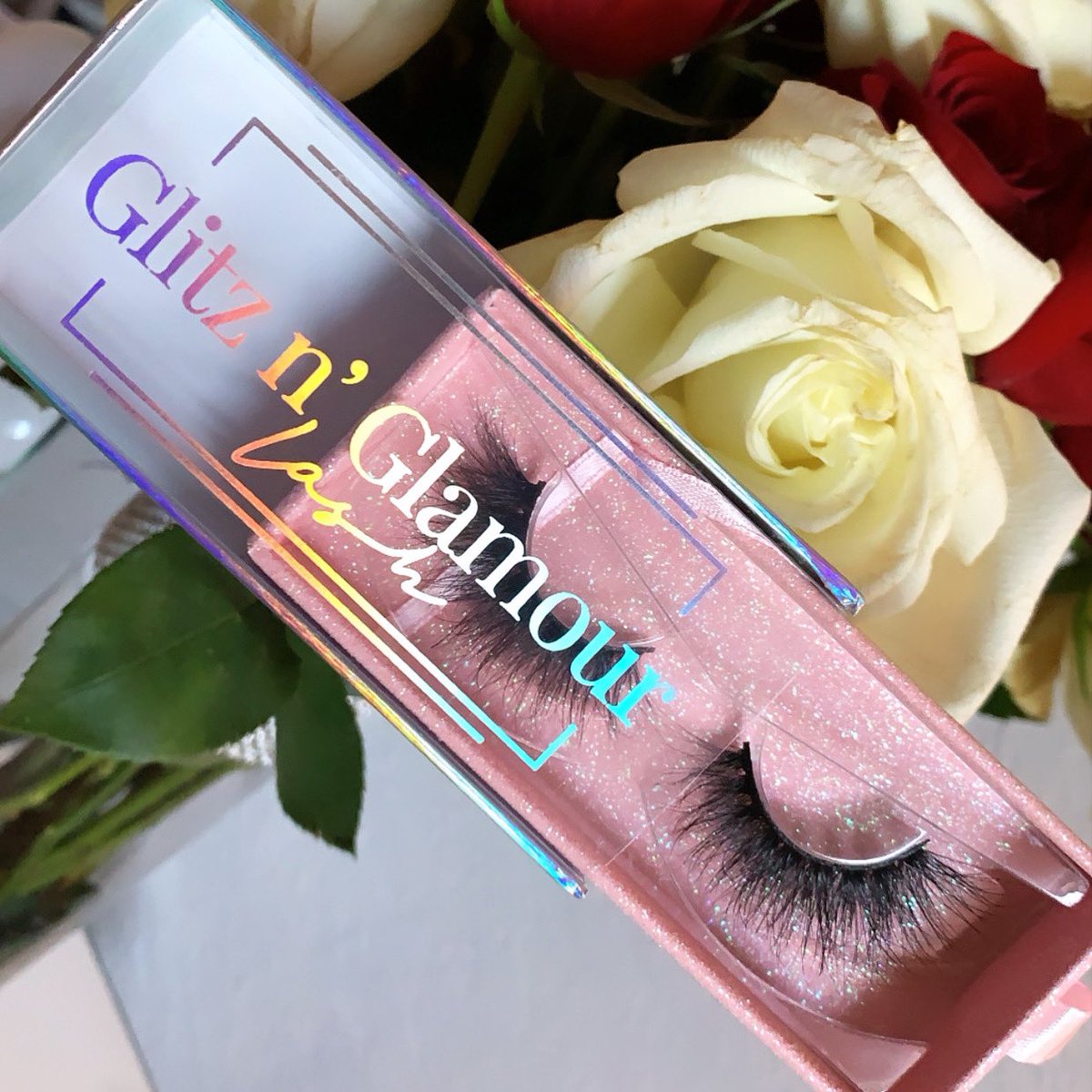maddiemascareno's tweet photo. it cost $0 to retweet this and help my small business get out there. i work so hard on my business but as a small business it is hard to gain exposure. 
i offer lashes, earrings, lipgloss, &amp; more! a simple retweet could help my small business in many ways. https://t.co/DoDm5JO8iU
