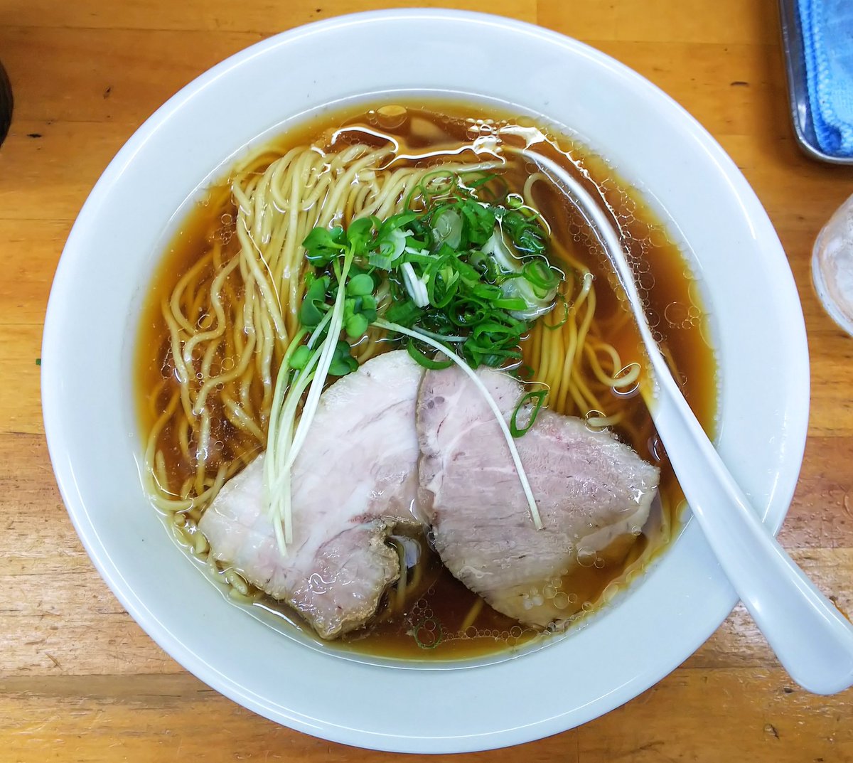 奥山博之 ラーメン いいかお 都電庚申塚駅すぐそば 昭和歌謡ショー 跡地に 秋葉原の名店 福の神食堂 で働いていた 早川さんがオープンするお店の試食に 想像以上にまとまっていて驚きました たまたま斉藤さんとも同席 福の神食堂 常連だった方 奥山博之 ラーメン いいかお 都電庚申塚駅すぐそば 昭和歌謡ショー 跡地に 秋葉原の名店 福の神食堂 で働いていた 早川さんがオープンするお店の試食に 想像以上にまとまっていて驚きました たまたま斉藤さんとも同席 福の神食堂 常連だった方