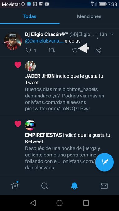 Y el premio dl tonto dl t&iacute;a ,es! Trrom trom para Emigio Chac&oacute;n q me pide hacer 1 escena y el se contesta<a href="/tag/skype"class="tags"><span>#skype</span></a><a href="/tag/mientrastupagasyogasto"class="tags"><span>#mientrastupagasyogasto</span></a><a href="/tag/sumisocroata%20"class="tags"><span>#sumisocroata </span></a>