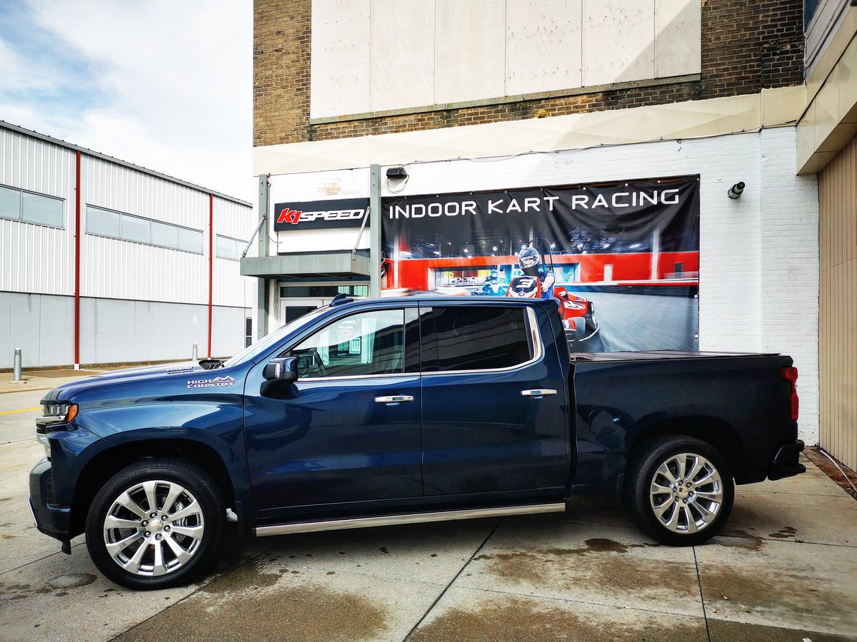 DailyDriver24's tweet image. Looking for a new truck? Wanting to do some racing? This brand new #chevysilverado #highcountry will be at #k1speed for you to take a look at.

#photooftheday #photographersofinstagram #photography #truck #diesel #4x4 #trucks #marketingphotographer #promotion #humberviewgroup