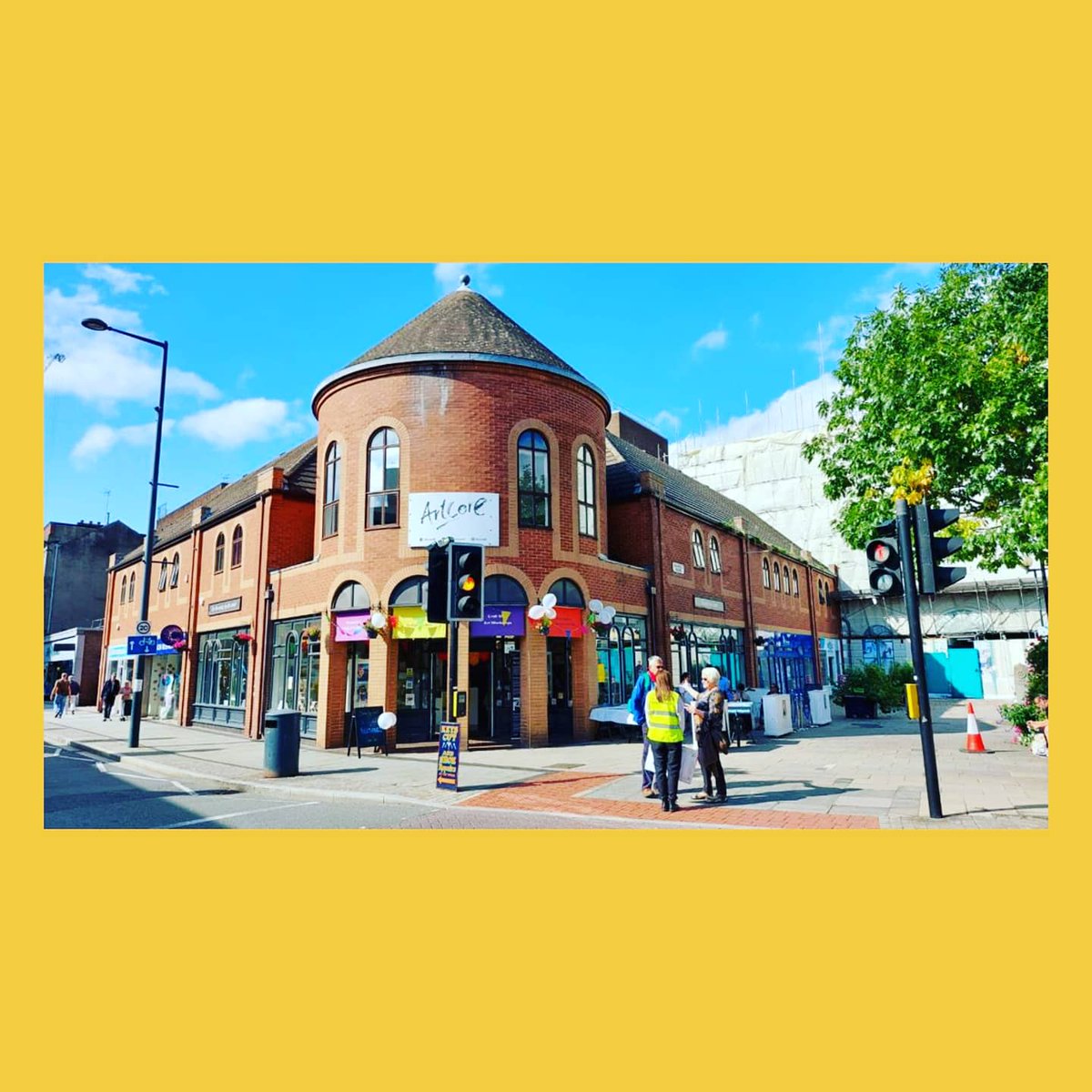 Artcore_UK's tweet photo. Celebrating w @dalsderby for @derbypeaceweek +guest @babypeopleuk on deks and lots of creative activities @ArtcoreGallery7. Thxs to all who came and made the day special inc.@DerbyMayor
#derbylive #marketingderby #whatsoninderby #cvanem #cityofculture2025 #artsderby #acemidlands https://t.co/H0zTnNQ72l