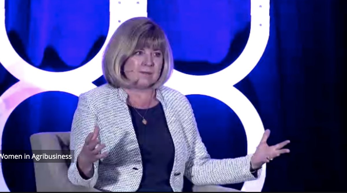 womeninagri's tweet photo. To advance in your job? Think, where is your place of joy? Where do you feel fulfilled? Don't be invisible or you will be overlooked. Highlight yourself, your team, your successes. Don’t apologize – share your thoughts. Dr. Elena Rice, Genus PLC, at #WIAS21 Executive Panel. https://t.co/07uRy9NtjR