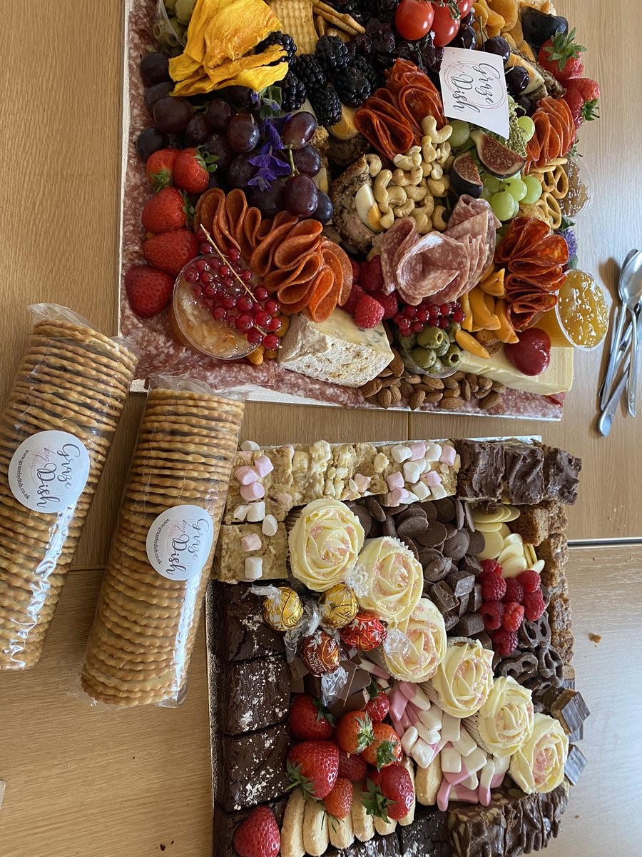 Thank you for the fantastic spread <a href="/GrazeBy/">Graze by Dish</a>! Perfect for tonight’s #daslsawards