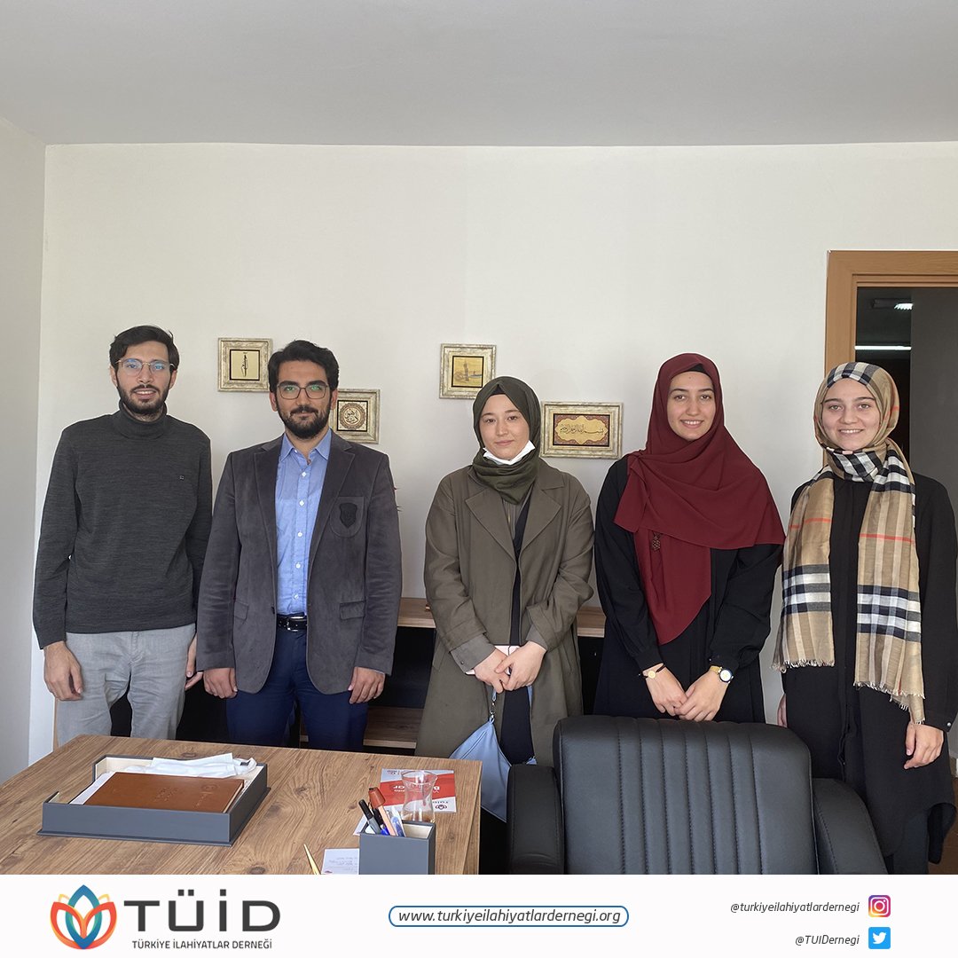 tuiddernegi's tweet image. Ak Parti İstanbul Gençlik Kolları Sivil Toplum ve Halkla ilişkiler Başkanı Mustafa Raşit Boyraz ve ekibi derneğimizi ziyaret etti. Güzel ziyaretlerinden dolayı kendilerine teşekkür ederiz.
#tuid #turkiyeilahiyatlardernegi