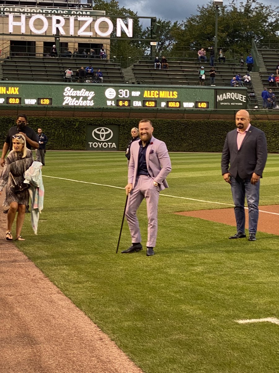 themcclurgs's tweet photo. Got to throw out the first pitch with @TheNotoriousMMA .  What a great night!  #firstpitch #ConorMcGregor #chicagocubs https://t.co/GeMZuVvSrh