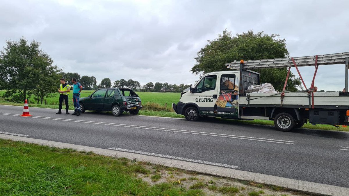 Forse kop-staart aanrijding op de Scheiding in Drachtstercompagnie -.
