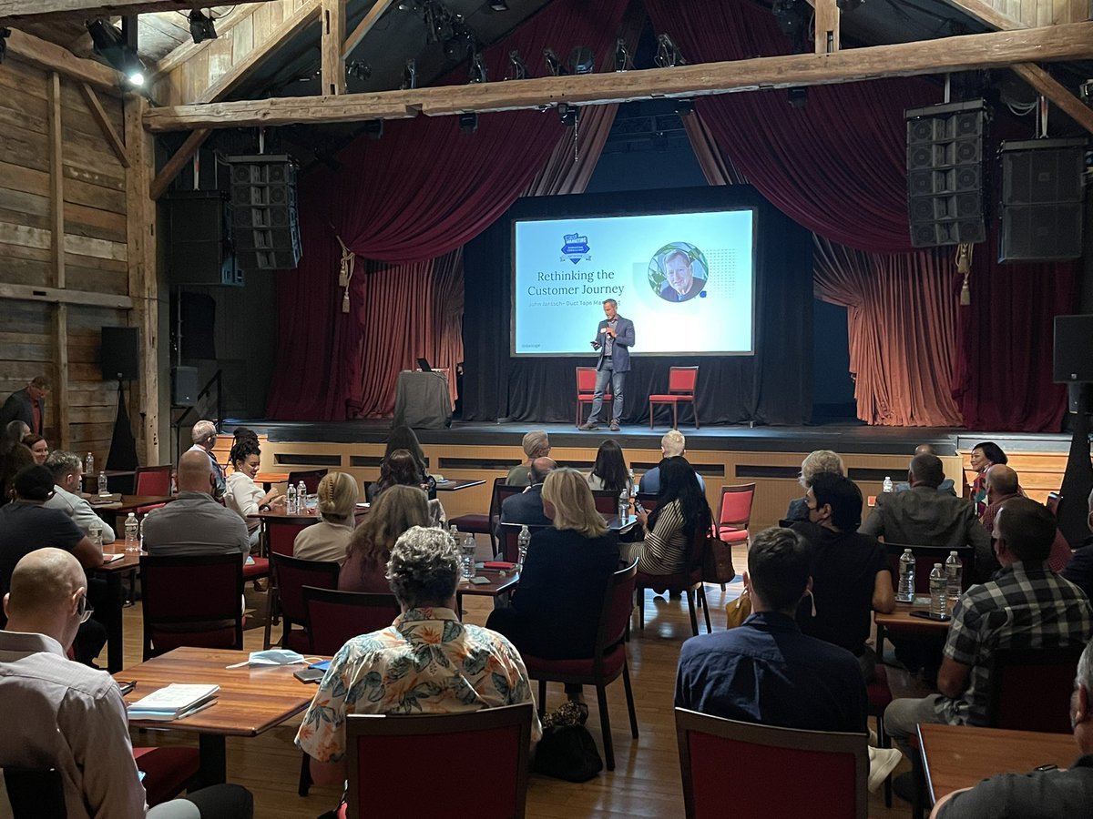 melanietc's tweet image. It’s a family affair! Team CADRE at #YOUniversity last night. @cadredc #UnNetworking