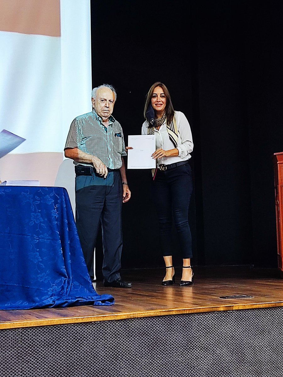 DaraziFarah's tweet image. Anyone who stops learning is old, whether at twenty or eighty.
Couldn&apos;t be prouder! Thank you institute Zaidan for this professional development opportunity.#lifelonglearne #achievements 
#celebratinglearning