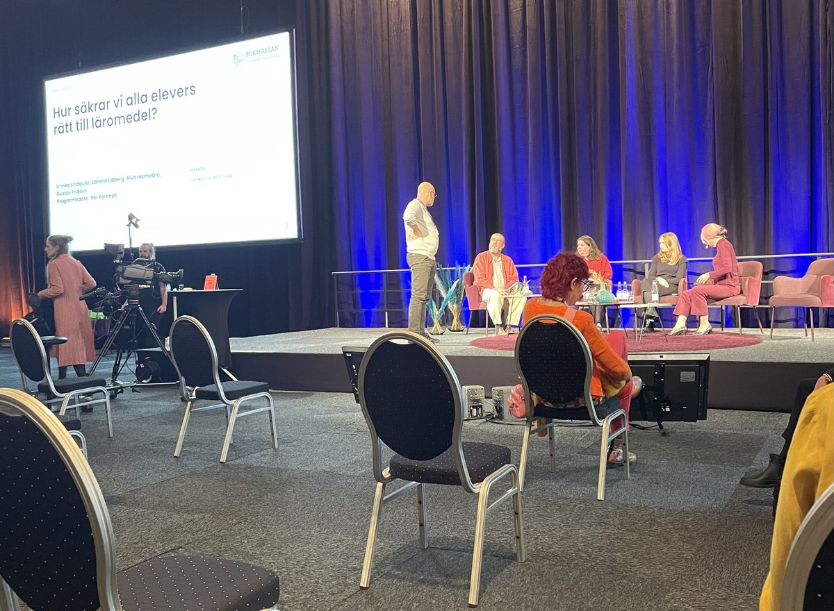 Nu blir det seminarium. Hur säkrar vi alla elevers rätt till läromedel? #läromedelsförfattarna #bokmässan