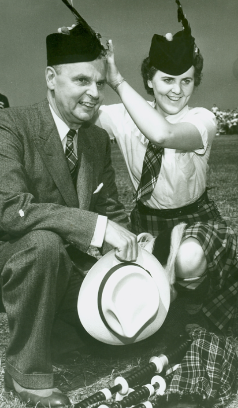PPBSO's tweet photo. 1957: Glengarry Highland Games! Former Prime Minister John Diefenbaker, seen here with Pipe-Major Connie Blaney #ThrowbackThursday #tbt #PipeBandsOntario #PPBSO #PipeBandLife https://t.co/LsHSXWlQQp