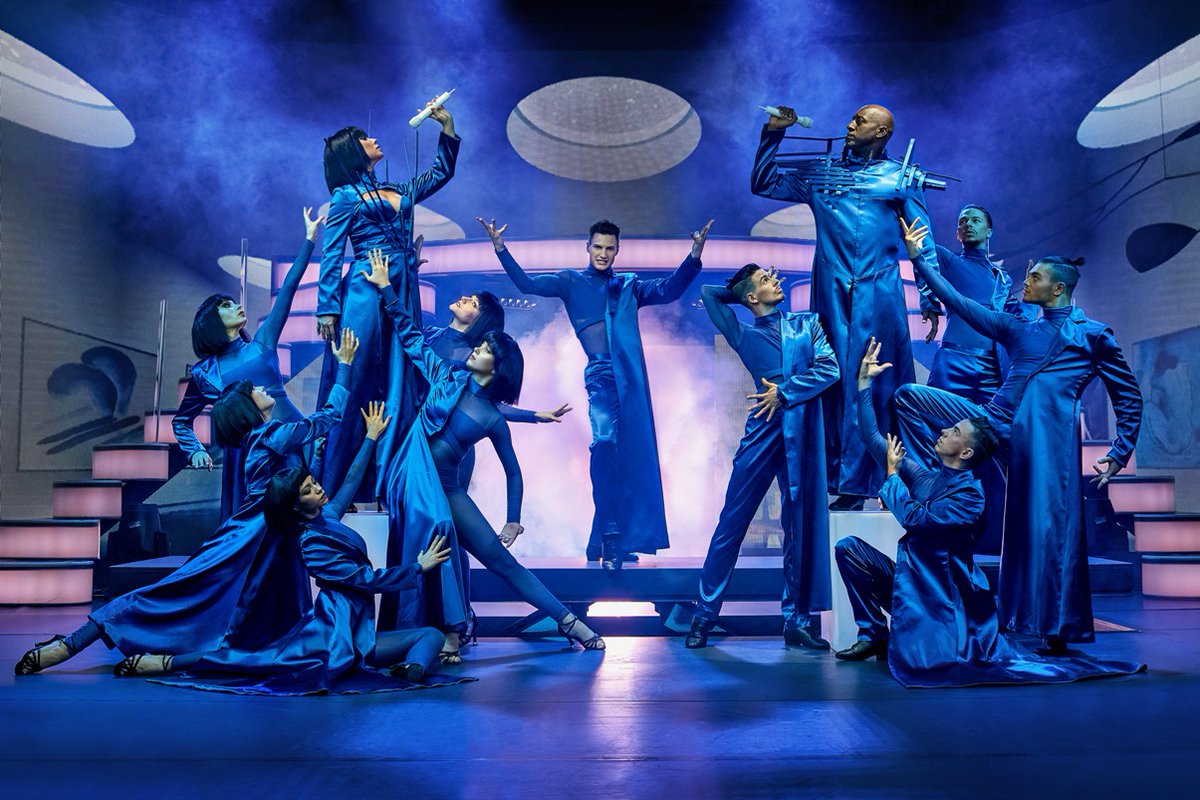 Ab heute Abend heißt es endlich wieder: Willkommen bei #Fantissima!
Wir wünschen allen Gästen – aber auch jedem und jeder Beteiligten bei Fantissima - einen magischen und unvergesslichen Abend! ✨