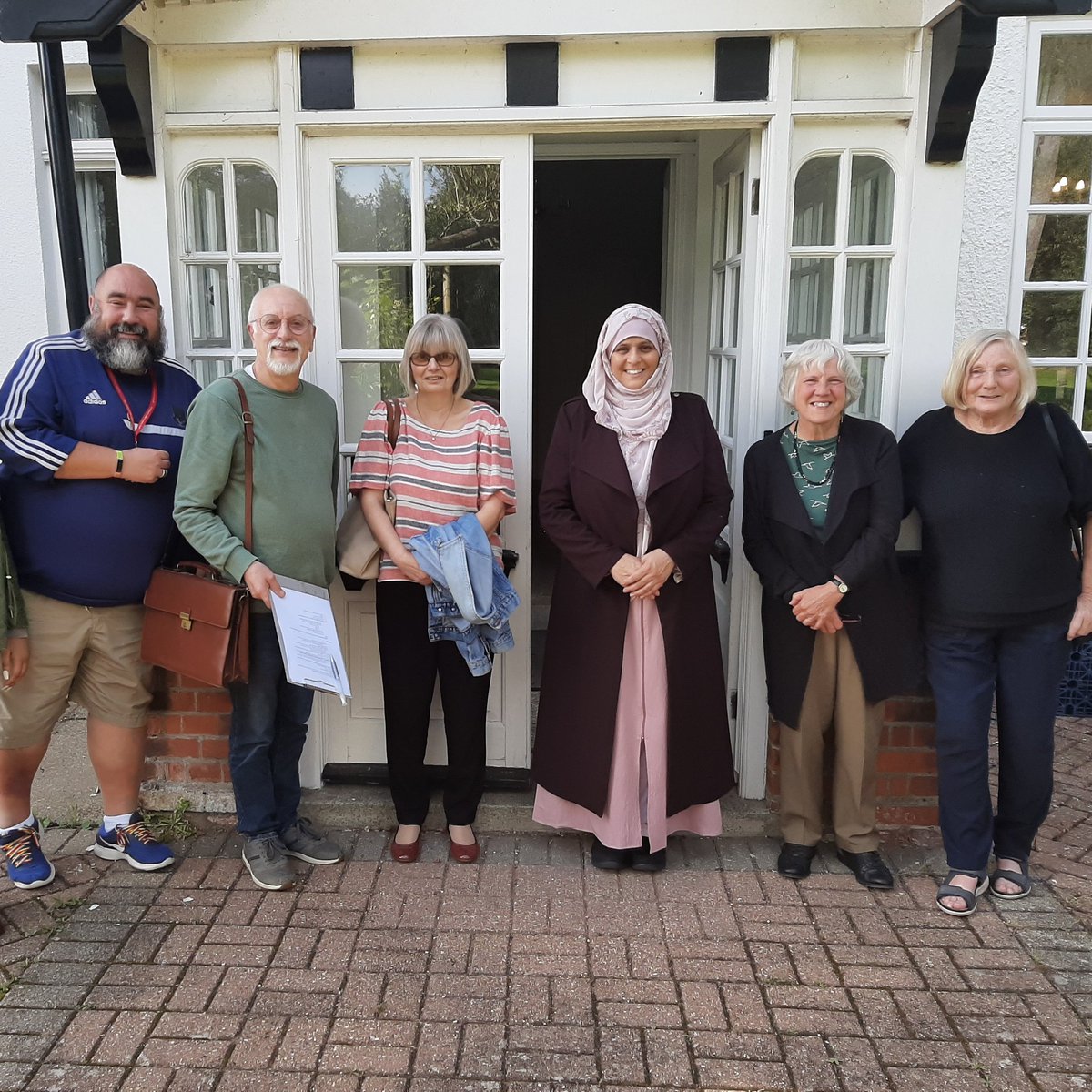 Redbridge Citizens (@redbridgecit) on Twitter photo #NewProfilePic #NewProfilePic