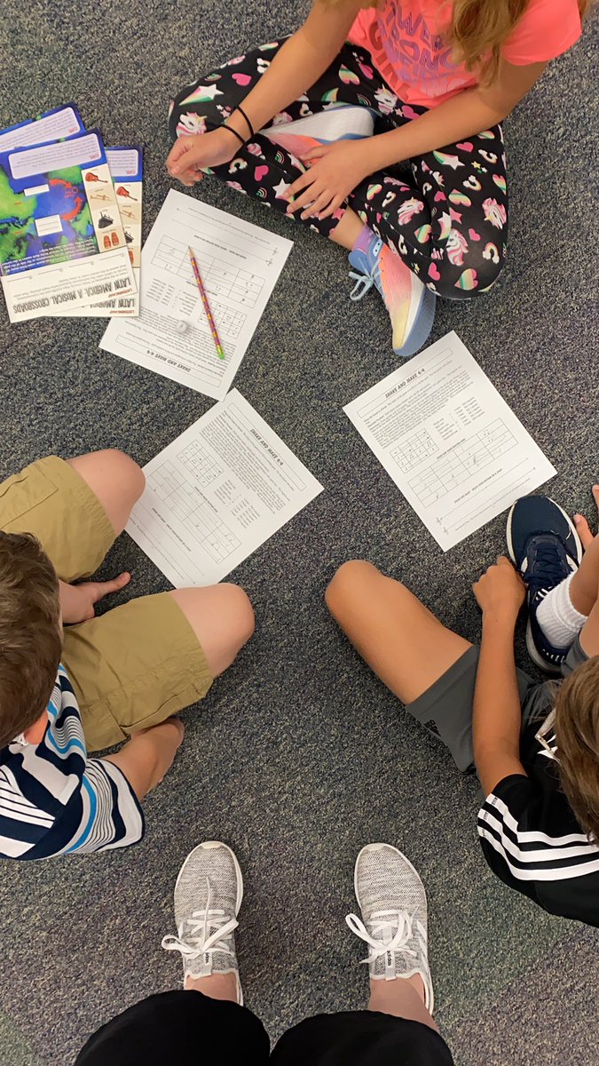 GESLambert's tweet photo. Building music reading skills #gesshineon #gcisdfinearts https://t.co/aKGYK6q0Li