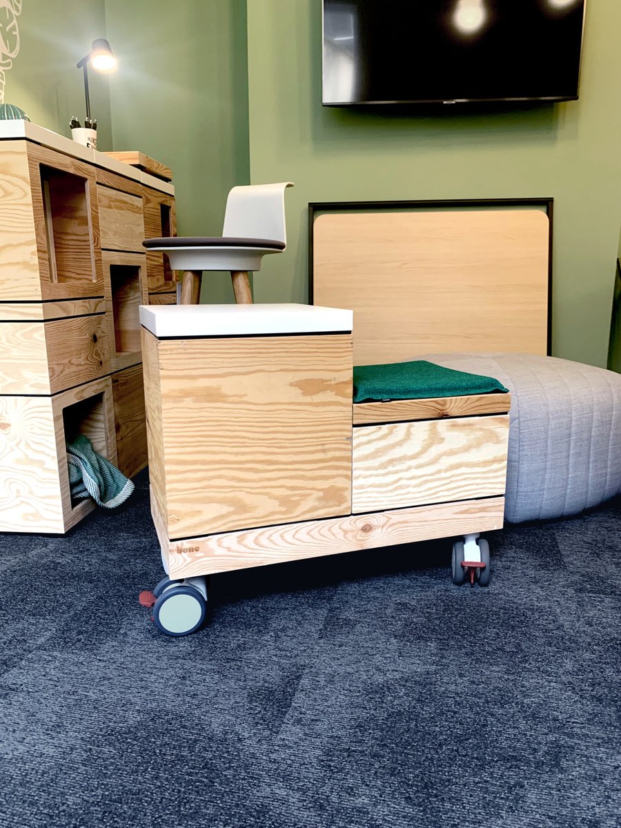 3equals1design's tweet photo. Our faves from Clerkenwell Open!
The Mews Collection by Boss, Pixel blocks by Bene, and the Bio Nuez chair by Andreu World. Check our FB for more info!
#makingworklive #clerkenwellopen2021 @clerkenwell_open #officefurniture #furnituredesign #clerkenwelldesign https://t.co/nBvd1GMMtb