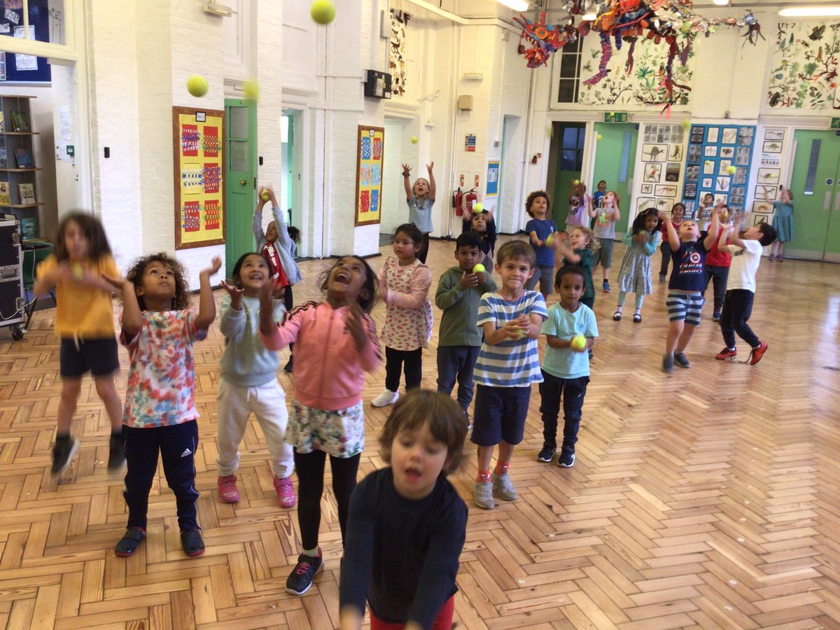 Throwing &amp; catching again in PE today. We tried to challenge ourselves by catching with just one hand!