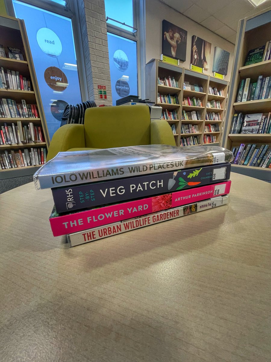 Discovermore's tweet photo. For your wellbeing 🌻
#GowertonLibrary
@IoloWilliams2 @ProfBrianCox @meijereva @marchamerauthor @ArthurParkinso1 @HeadGardenerLC https://t.co/ggrjbsf1nj