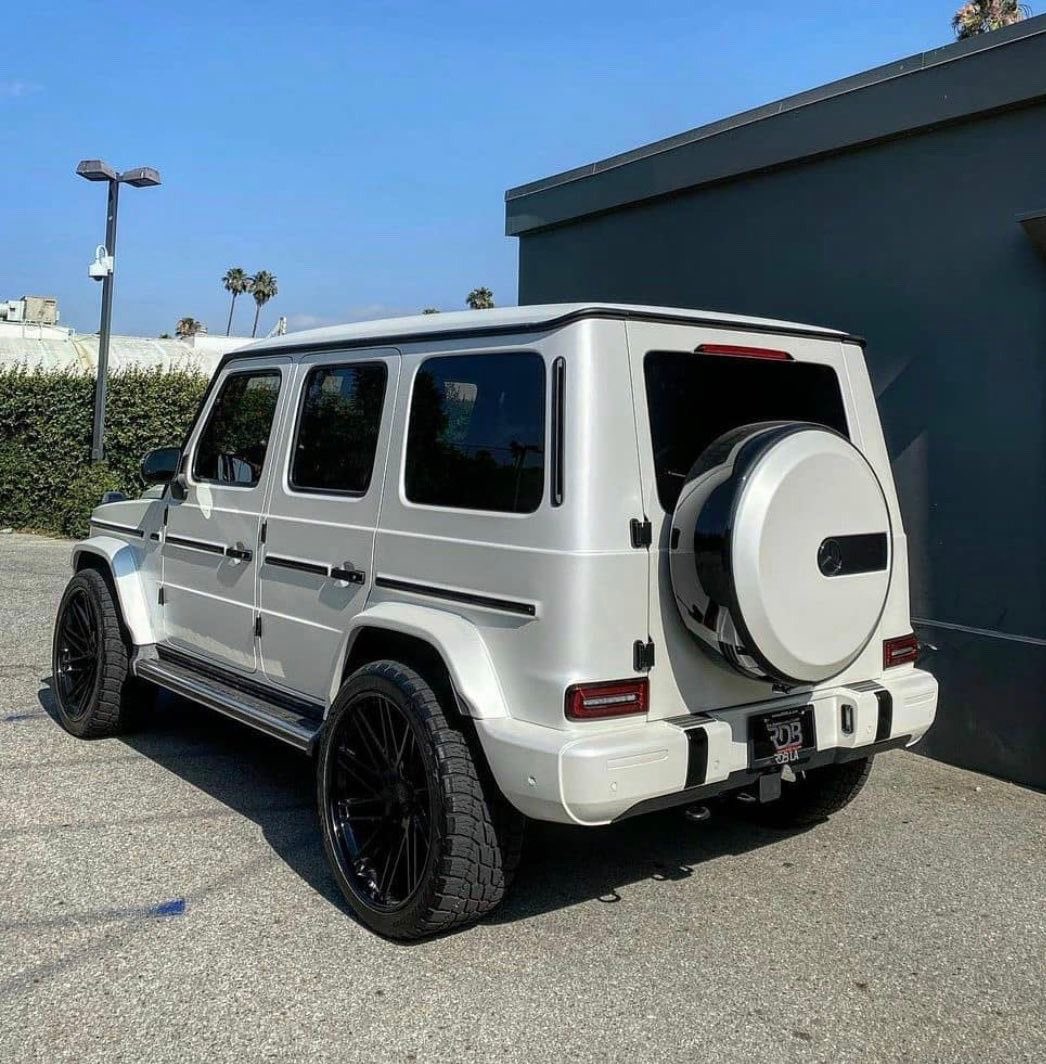 Justbillionaire's tweet photo. Mercedes G-Wagon 🕊 https://t.co/nHSH0OxveS