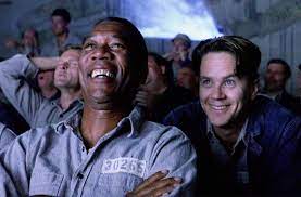 Um Sonho de Liberdade, À Espera de Um Milagre e O Nevoeiro. Nenhum diretor entendeu tão bem a obra de Stephen King quanto Frank Darabont. Fica a nossa dica para os amigos do <a href="/tresedemaiscast/">Três É Demais (3ED)</a> sobre essa trilogia.