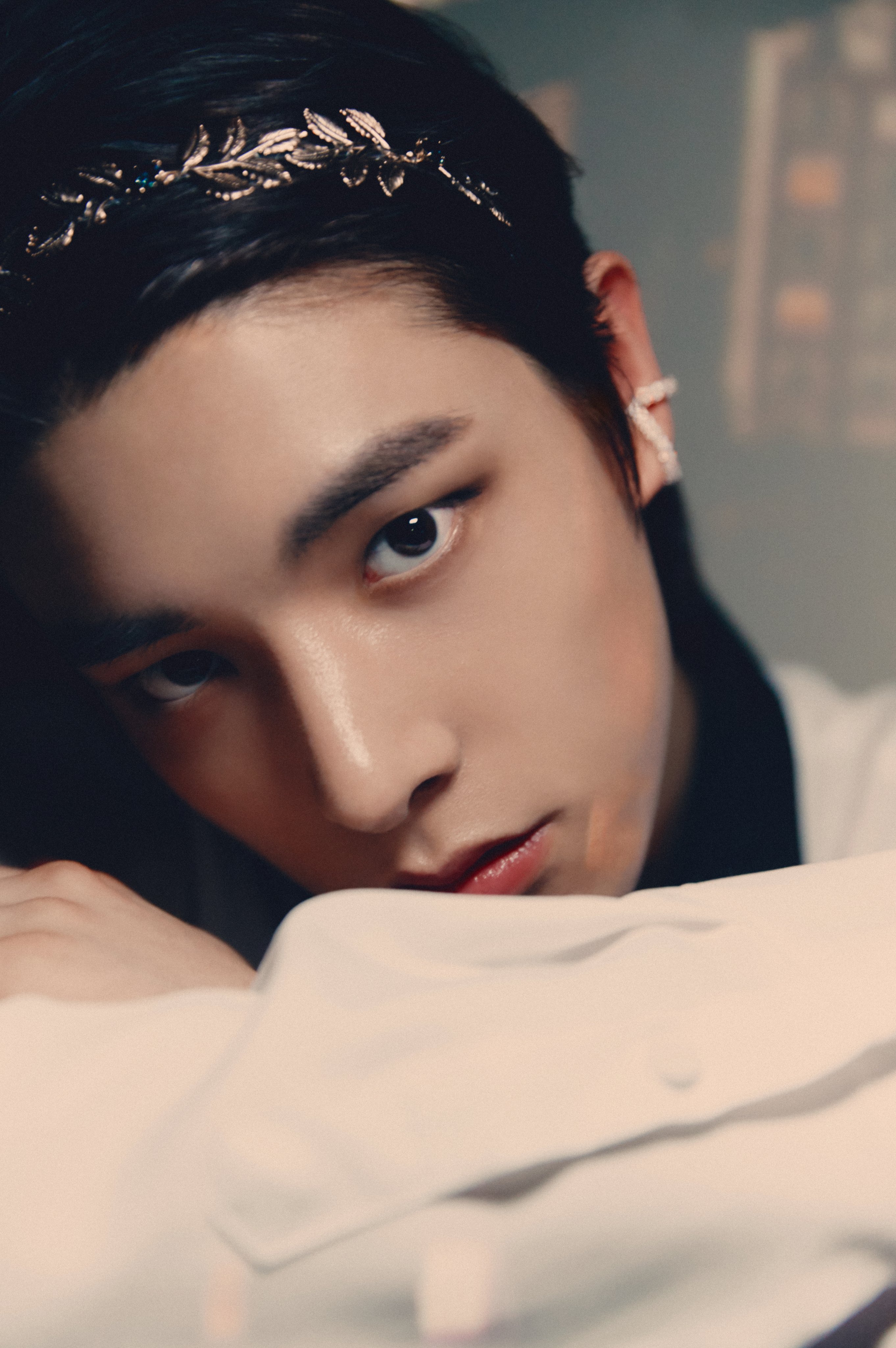 E_-kXECVkA80kMi?format=jpg&name=4096x4096