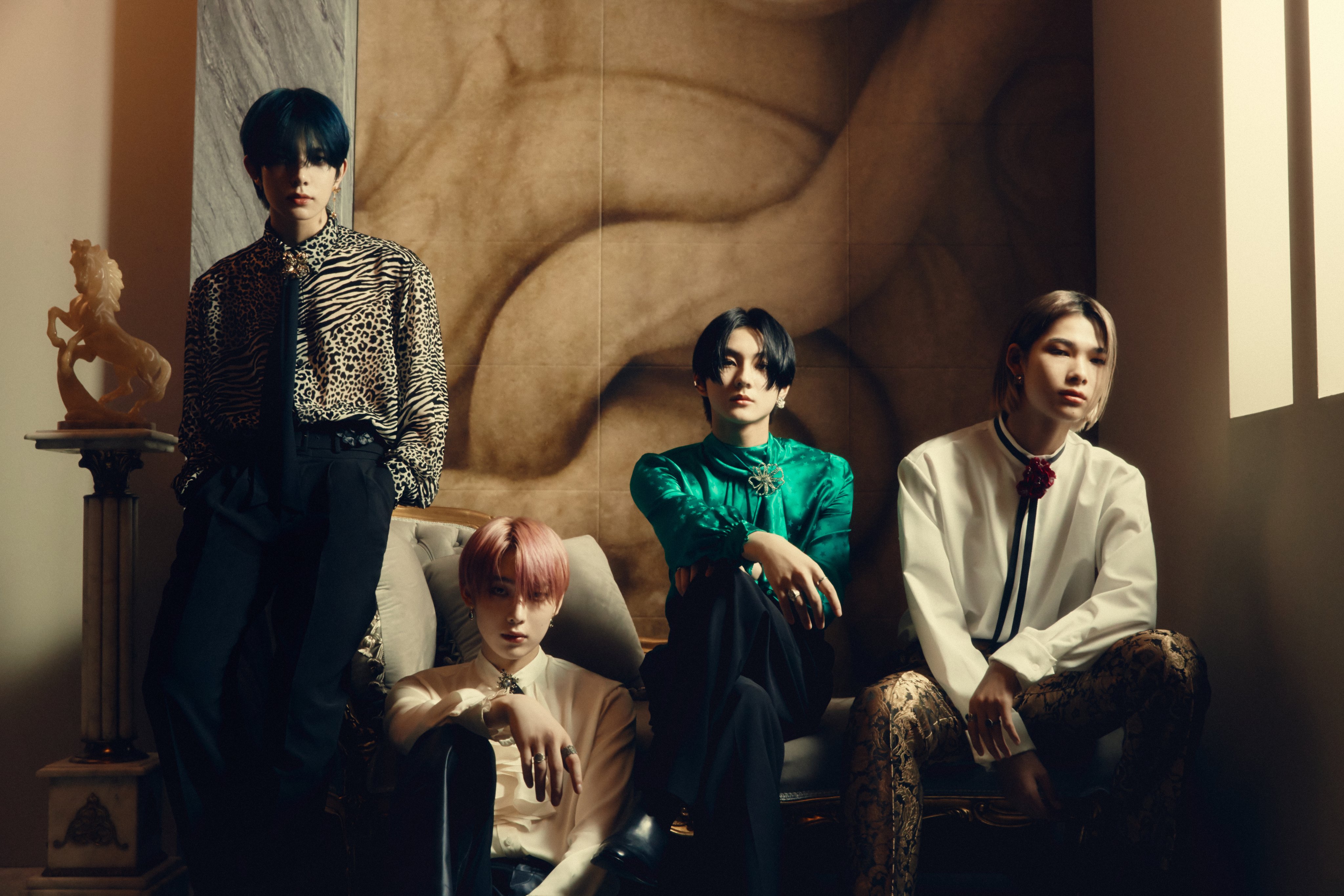 E_-kgOOVkAYWLSC?format=jpg&name=4096x4096