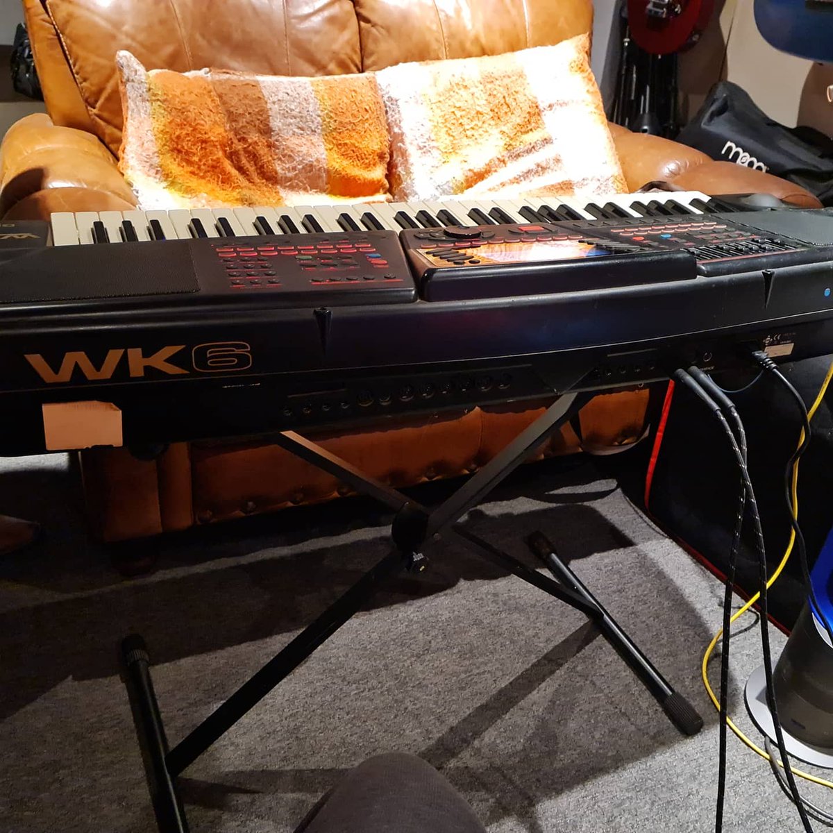 Great session with Dino today, who was recording a fantastic Greek language song he'd written. Dino's an excellent songwriter. He brought some interesting pieces of kit into the studio too. #studiolife #drummachine #keys #synth #greekmusic  #liverpoolproducer #Liverpoolstudio