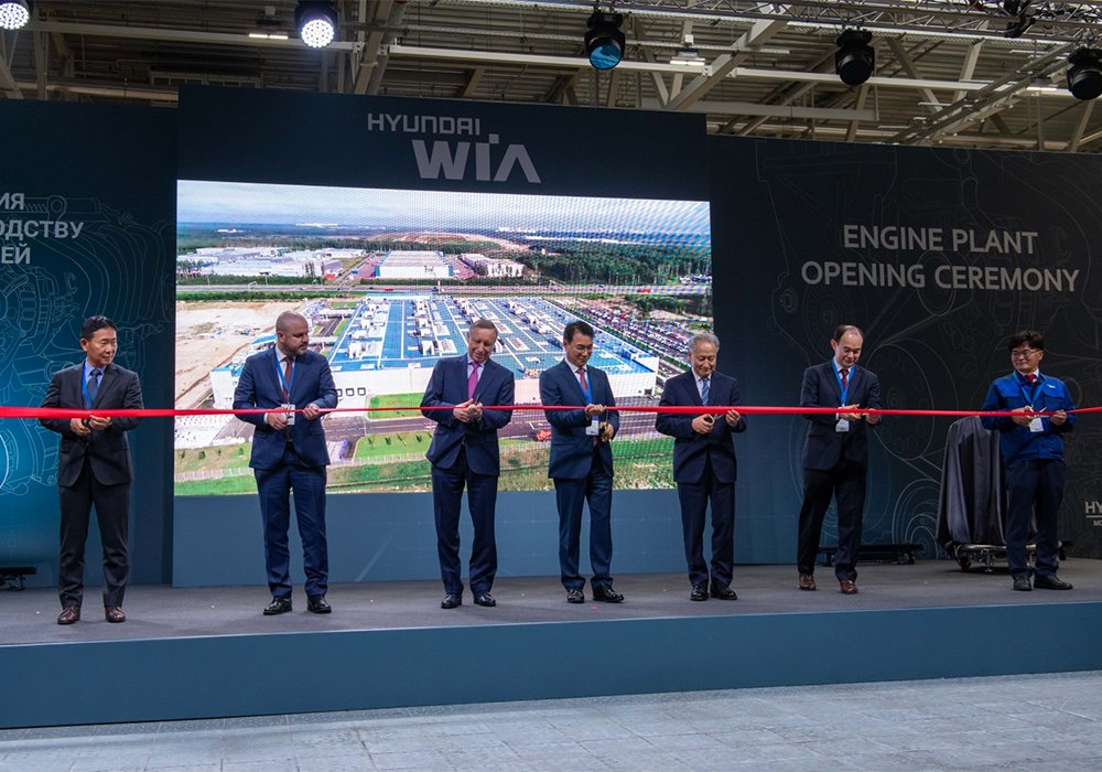 В начале сентября 2021 года Hyundai WIA Corporation официально открыла завод двигателей в Санкт-Петербурге. Завод будет изготавливать моторы для моделей #SOLARIS и #CRETA. Старт производства двигателей намечен на октябрь этого года.