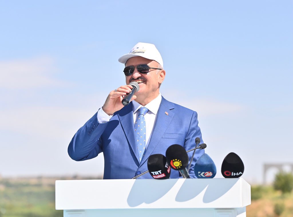 Münir Karaloğlu