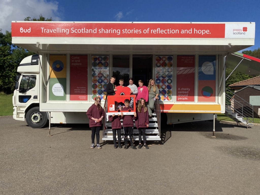 Today pupils from P5,6 &amp; 7 enjoyed a visit from #PoppyBud and learned about the history and purpose of #Poppyscotland  and stories of remembrance. A really great day!! 😊