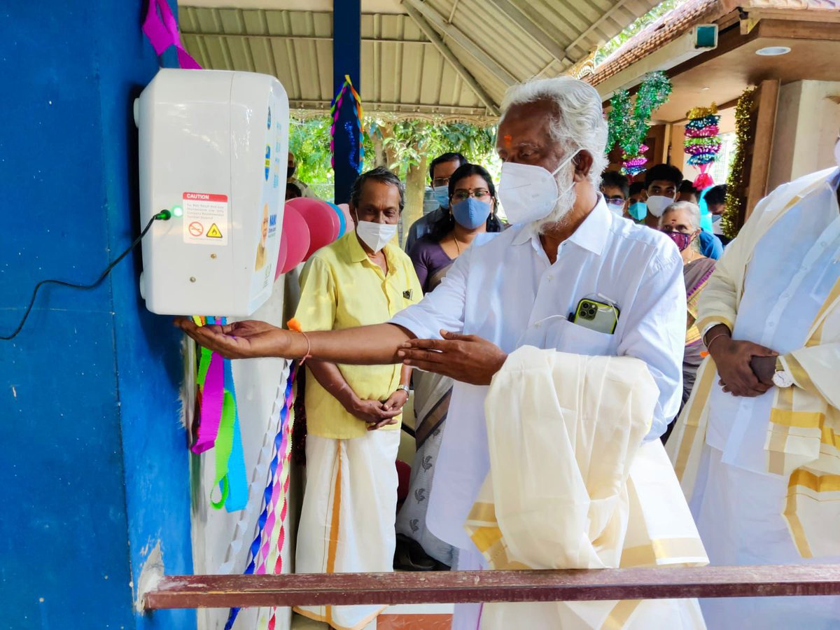 DrRGAnandIND's tweet image. 23/09/2021
#Kerala
#Thiruvananthapuram 
#KnowledgeRoom
#3DBoardForChildren

“Under the guidance of Hon’ble Former Governor &amp;amp; Senior Leader of @BJP4Keralam Shri. @Kummanam Ji, Knowledge Room has been initiated in Kerala Today - 6th Southern India 🇮🇳 State” (1/3)

@blsanthosh