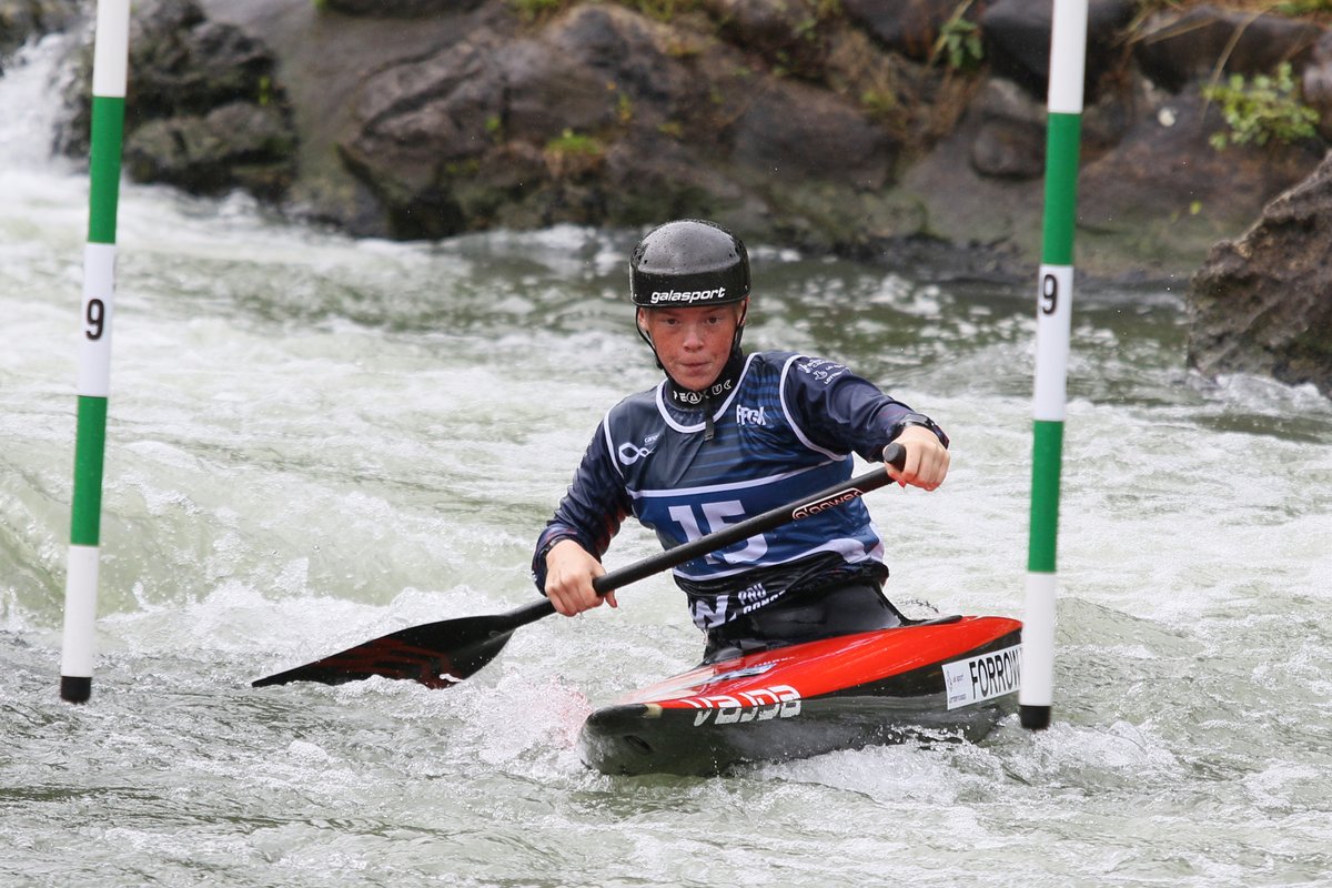 Through to the semi-finals goes <a href="/bethanforrow/">bethanforrow</a> with a brilliant second run in the C1 heats 👊

Follow all the action on our live blog: britishcanoeing.org.uk/live
