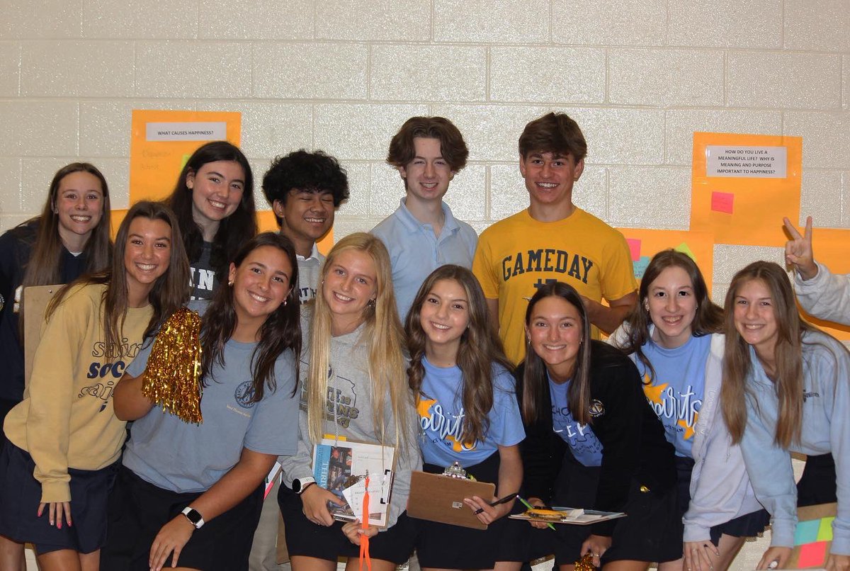 stashield's tweet image. Are you thriving? Thrive Club is one of the newest clubs this year at Aquinas. The club focuses on student’s character strengths, teaching them how to use them in order to achieve both short and long term goals. Learn more about Thrive Club this week in our first Club Spotlight!