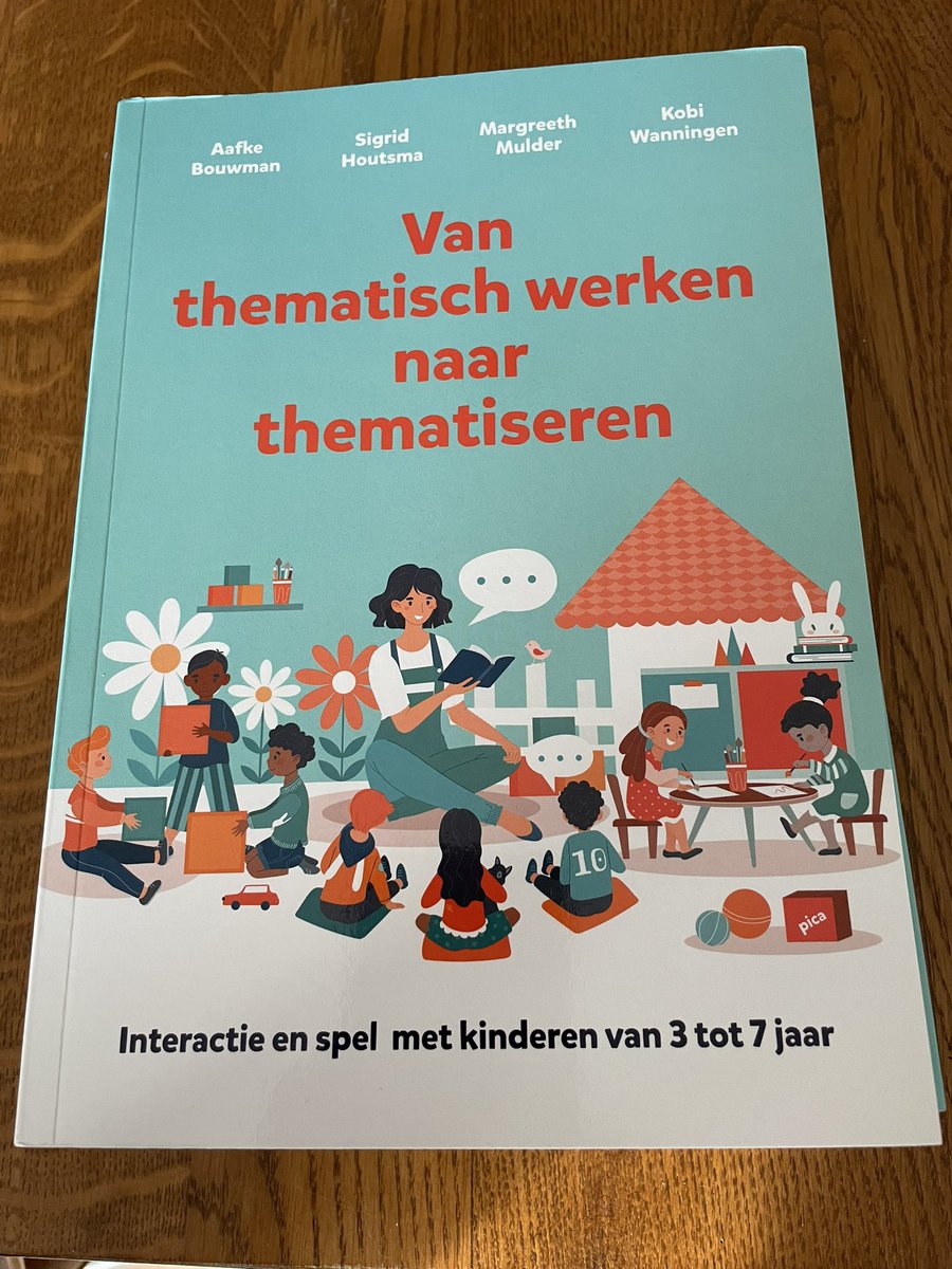 Vandaag verschenen, dit boek waarin interactie en spel met kinderen van 3 tot 7 jaar centraal staat. Voor iedereen die wil weten hoe je thematiseren in de praktijk aanpakt. wizz-spel.nl/product/van-th…
