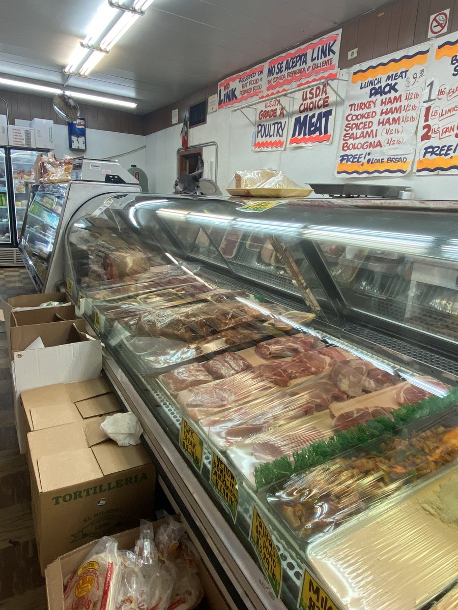 imancentral's tweet image. Shopping for tomorrow’s #KitchenTableTalk event at Chicago Lawn’s Mi Mexico grocery store.

Open for over two decades, Mi Mexico was one of the first markets to adopt LinkMatch following our Refresh the Hood campaign.