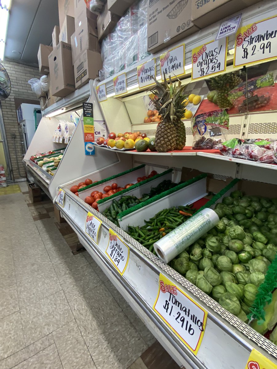 imancentral's tweet image. Shopping for tomorrow’s #KitchenTableTalk event at Chicago Lawn’s Mi Mexico grocery store.

Open for over two decades, Mi Mexico was one of the first markets to adopt LinkMatch following our Refresh the Hood campaign.