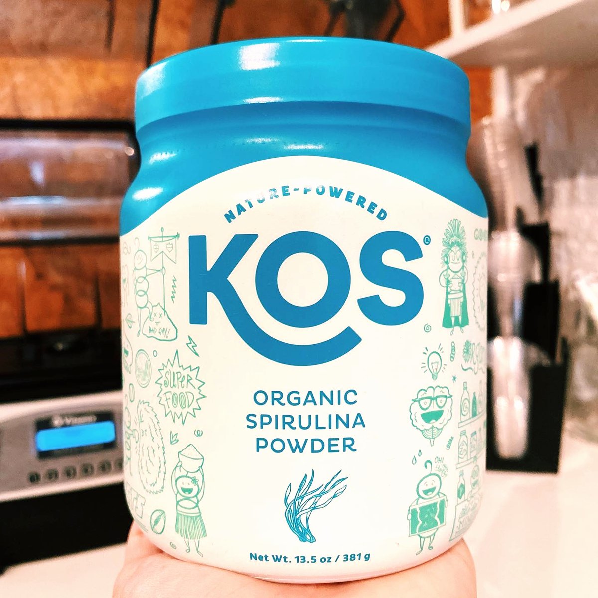 kosnaturals's tweet photo. Spirulina is a blue-green algae NASA successfully used as a dietary supplement for their astronauts on space missions! 💪 Maybe Spirulina can't help you board SpaceX's next civilian mission, but it is one step closer to astronaut-hood right? 🛸📸: @beetjar

#PoweredByKOS https://t.co/99zpHVWDXe