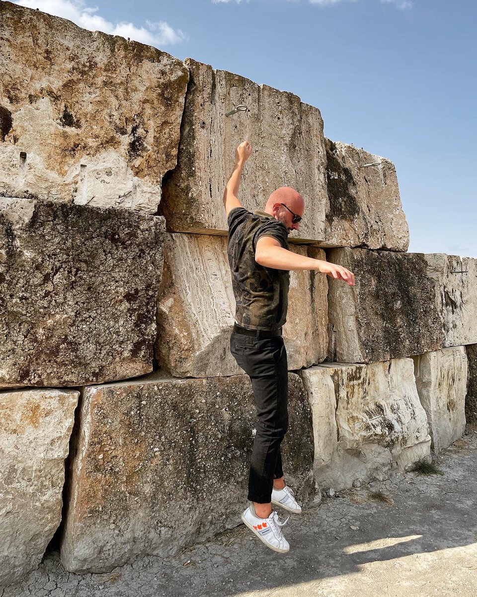 ac_arch's tweet photo. β¦ Vorrei una voce
#teatrodelsilenzio #lajatico #toscana #andreabocelli #collinetoscane #anfiteatro #arte #art #albertobartalini #landart #italia #italy #tuscany #man #italianman #fitness #panorama #paesaggio #beardstyle #beard #stones #nature #visititaly #turismo https://t.co/FdGCZqSztp