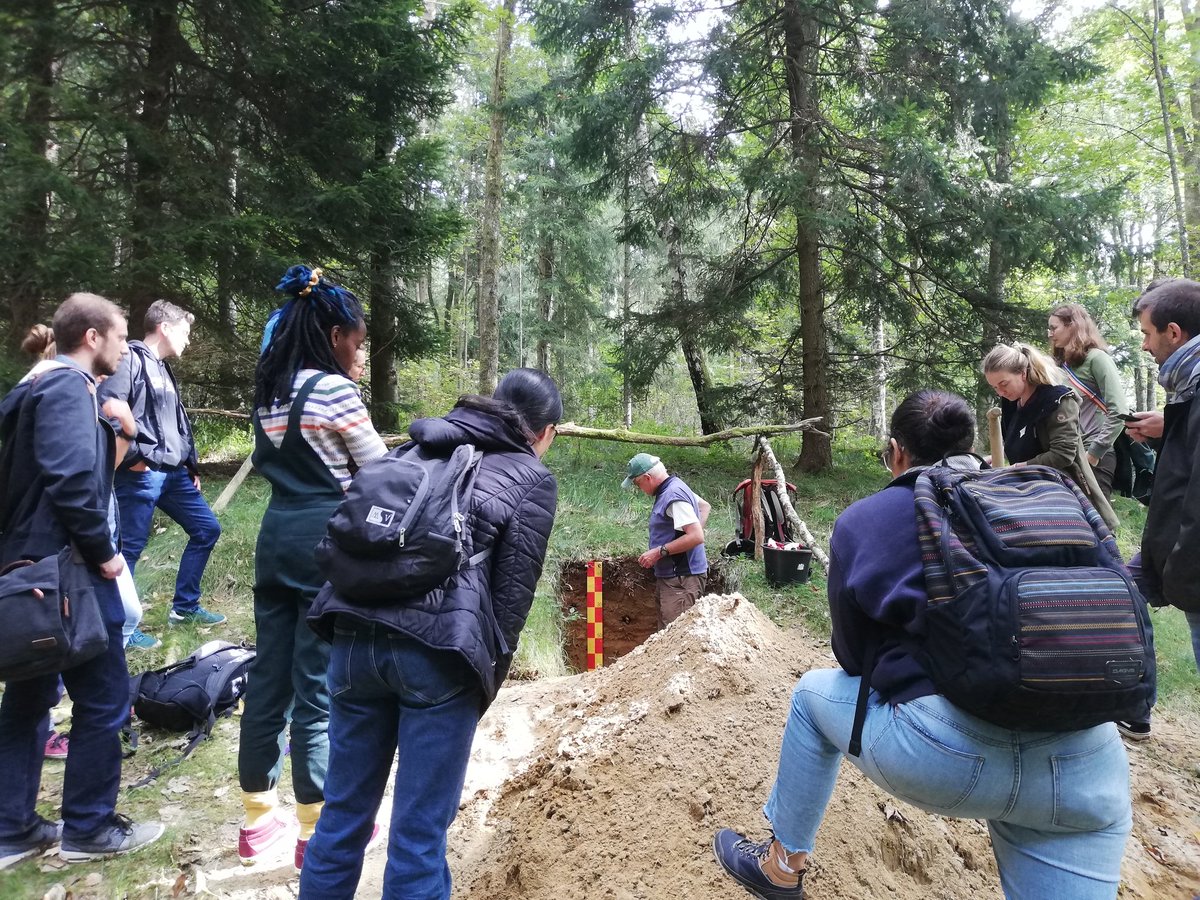 MSchiedung's tweet photo. Great little soil classification excursion with Peter Schad and @MartinWiesmeier at the #DySOM with some nice soil profiles! https://t.co/wcQaj9dMLL
