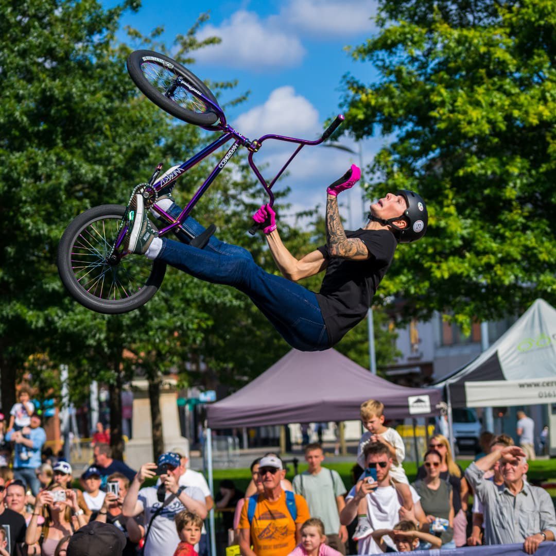 Fusion__Extreme's tweet photo. We had a fantastic time @StockportMBC @totallysk this weekend entertaining the locals and visits with our amazing athletes from MTB, BMX, Skateboarding, Scooter and Parkour / Free-running. Nolimits to Inspire and motivate 🤟#fusionextreme #Fusionextremecrew https://t.co/OWyp9IPYLq