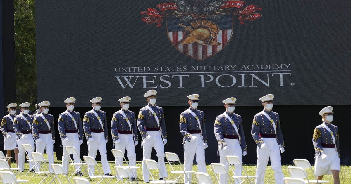 WorldBeyondWar's tweet photo. A network of military-related programs is spreading in hundreds of elementary and middle #schools in the US.

More efforts need to be done to promote non-military careers for youth most susceptible to #military recruitment offers https://t.co/miBZsBEvuj #PeaceDay #PeaceDay2021 https://t.co/ZW5UbW5E7C