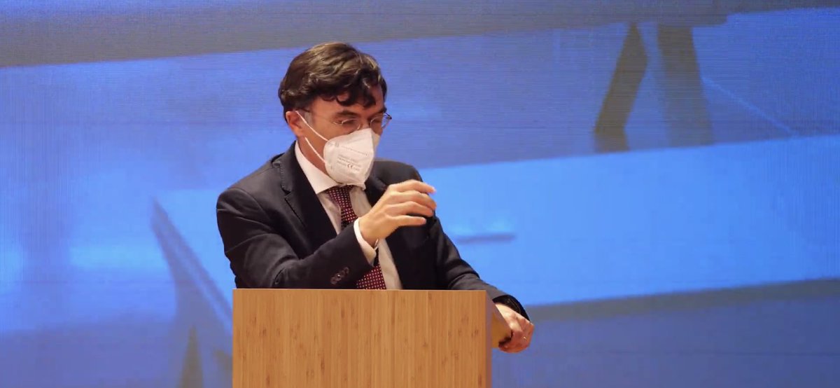 serrano_gracia's tweet photo. @ESICEducation jornada de #ODS "No podemos tener sociedades sostenibles sin ser sociedades inclusivas” @ALBERT_RIALTAS, vicepresidente ejecutivo de @once_oficial  y vicepresidente de @ILUNION 

#ESICwebinars https://t.co/5RYssvBSlX