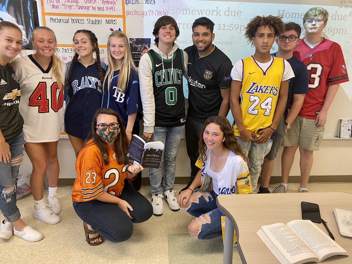 CCHS_2023's tweet photo. AP Lang has spirit! @MsFletchEnglish https://t.co/izYy2I3YYO