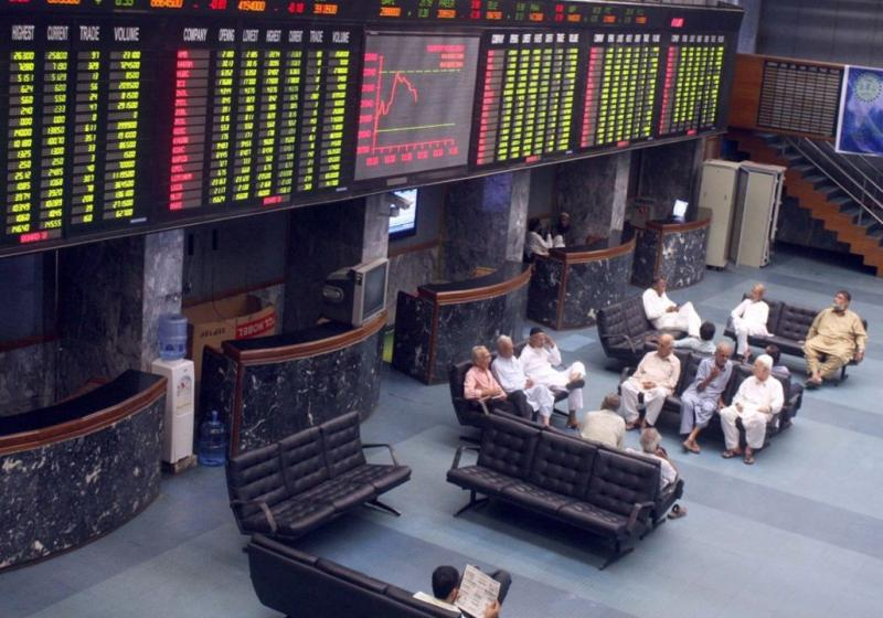 indus_tribune's tweet photo. KSE-100 Stocks Fall After Monetary Policy Rate Hike

In the final hour, selling pressure built up and profit-booking by investors eroded all the gains

https://t.co/J0O4i6LUyQ https://t.co/a2SmCzIG4S