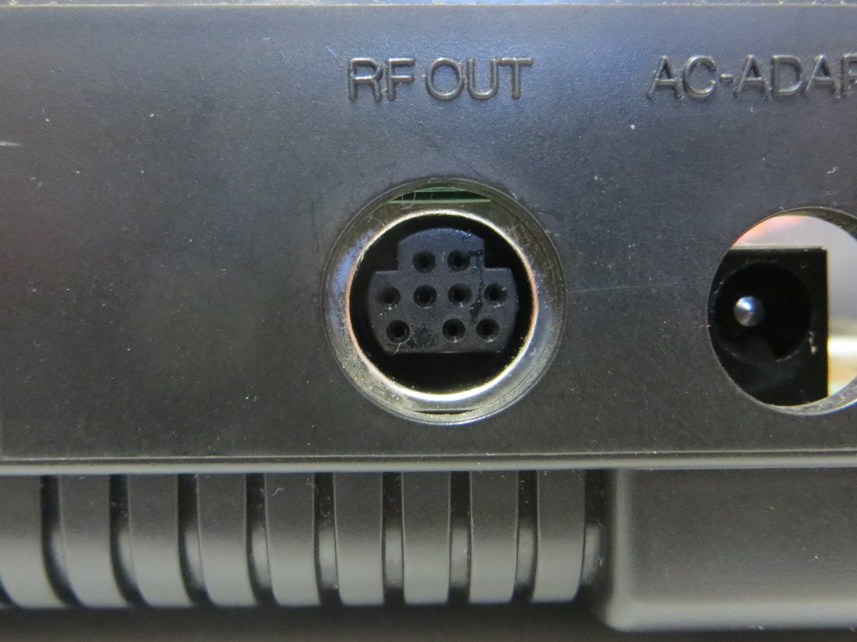 ConsoleMods's tweet image. Just removed my Master System 2 passive RGB mod &amp;amp; replaced it with a test RGB bypass. Works great. Made a few layout changes though. The filter switch was stupid so that is gone. What was I thinking? Will order a small run of PCBs this week. #SegaMasterSystem #SegaMasterSystem2