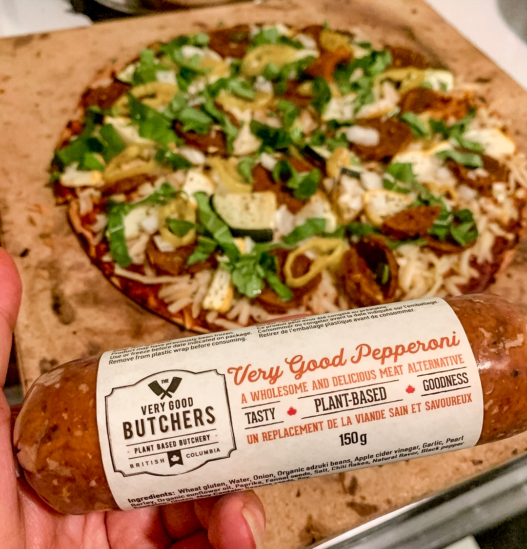 Pizza pairs well with.... more pizza.

📦 : 2x Pepperoni in the Big Box 
📷: @jennxerri

#TheVeryGoodButchers #WeButcherBeans
