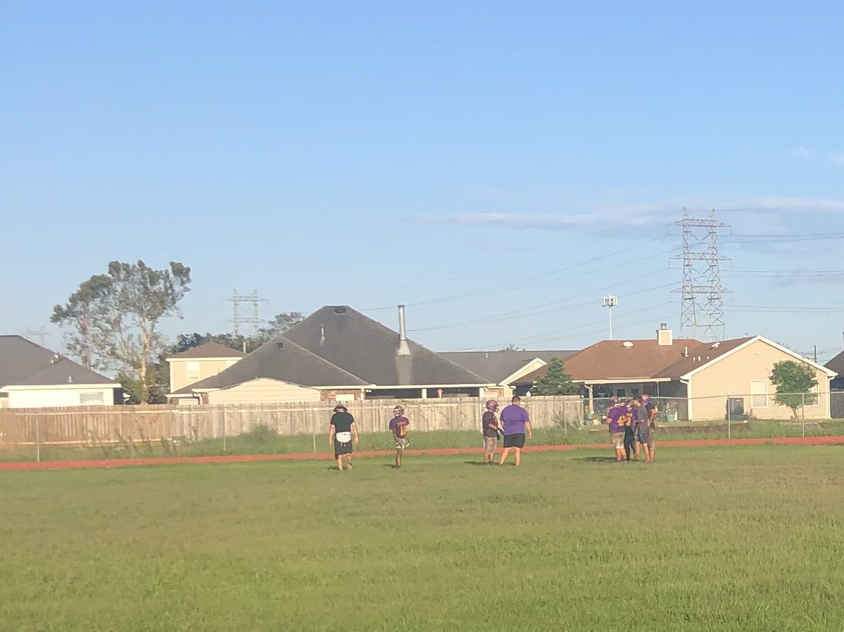 sheenasmith_24's tweet photo. So happy @JEHSofficial was able to help our bayou neighbors @FMHSGatorFB get back on the field. https://t.co/MoMdhjMfaY