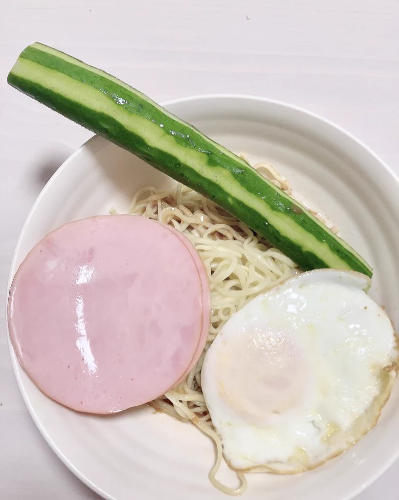 テキトーすぎる冷やし中華www「テキトーに冷やし中華」の大正解がここにあるwww